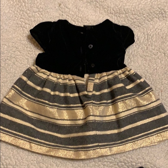 👗 - Picture 2 of 3